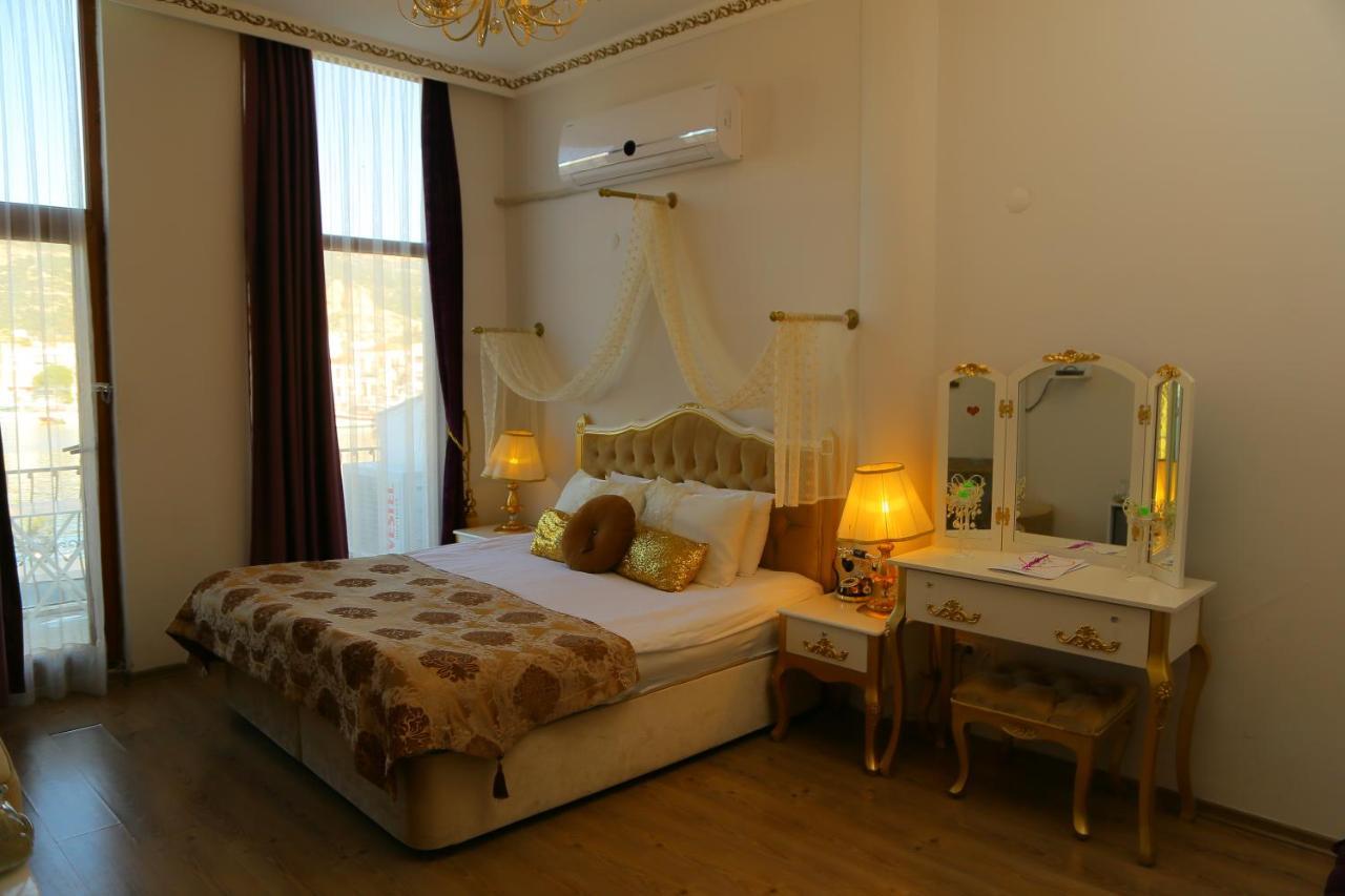 Huri & Nuri Hotel (Adults Only) Fokaja Zewnętrze zdjęcie