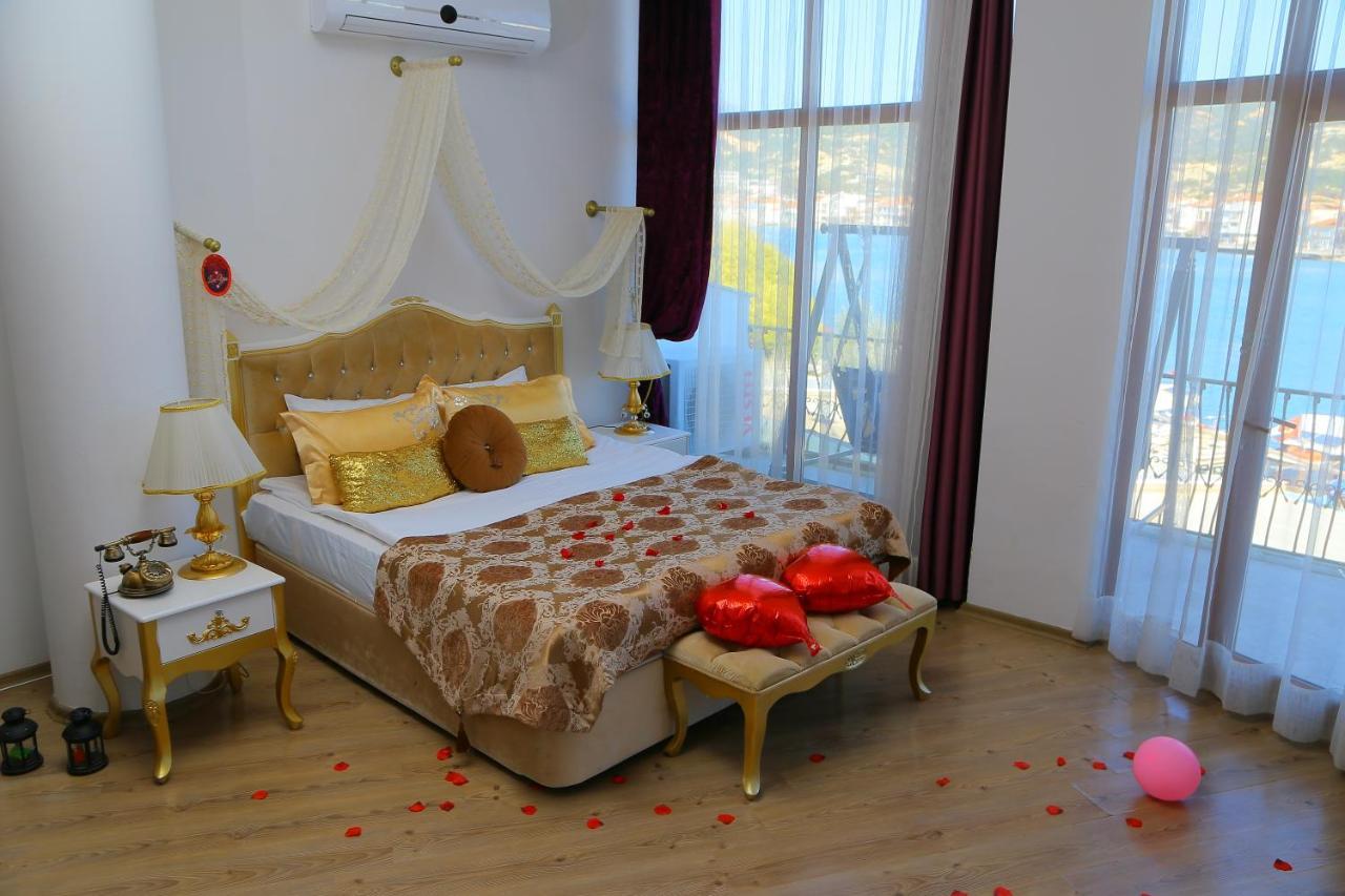 Huri & Nuri Hotel (Adults Only) Fokaja Zewnętrze zdjęcie