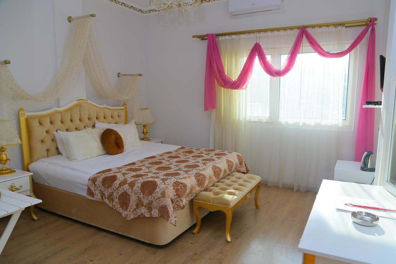 Huri & Nuri Hotel (Adults Only) Fokaja Zewnętrze zdjęcie