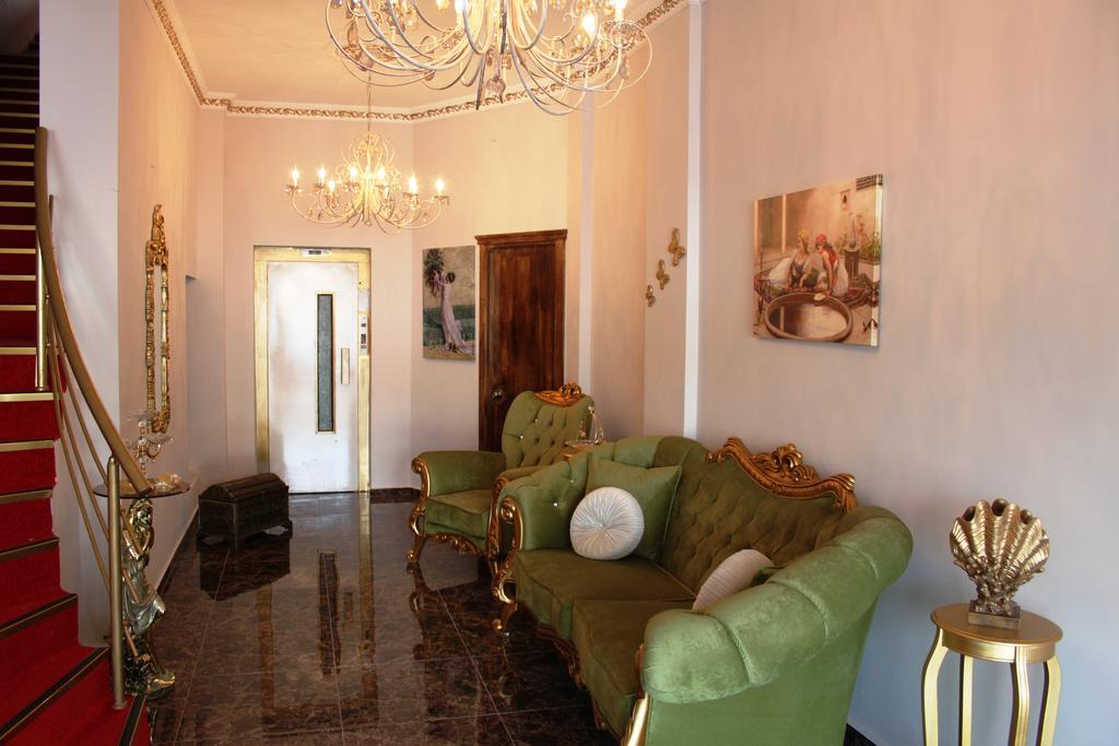 Huri & Nuri Hotel (Adults Only) Fokaja Zewnętrze zdjęcie