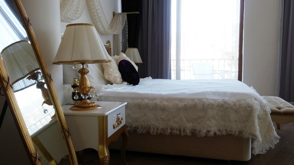 Huri & Nuri Hotel (Adults Only) Fokaja Zewnętrze zdjęcie